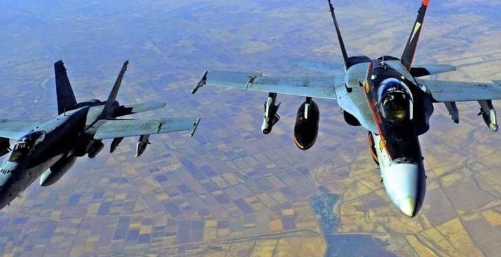 غارات تستهدف شاحنات إيرانية في شرق سورية آتية من العراق