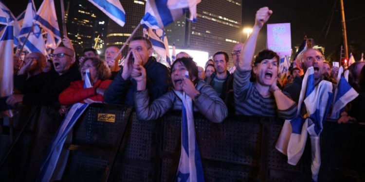 فلسطين… خارج “أزمة” إسرائيل