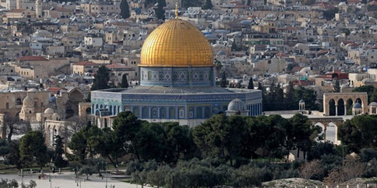 قرارات نتنياهو تضع القدس على عتبات حرب