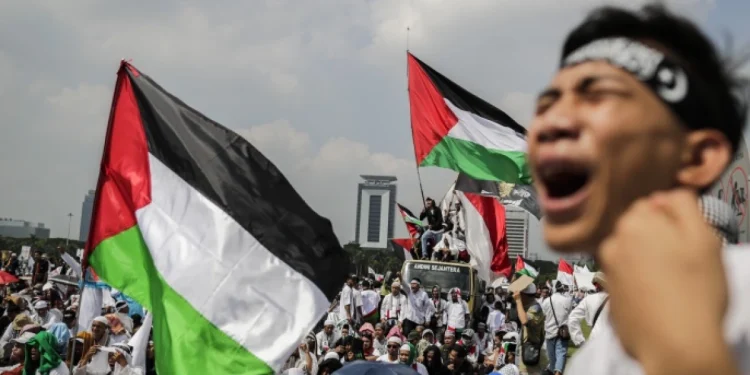 رسالة إندونيسيا العجمية الى عرب التطبيع الاقحاح، اهل الديار، الا ساء ما يفعلون!