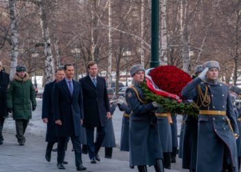 موسكو تستدعي الأسد بشكل مفاجئ.. ومحللون: فركة أذن من بوتين!