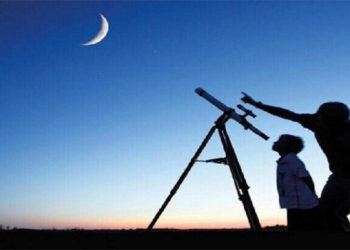 حول هلال العيد