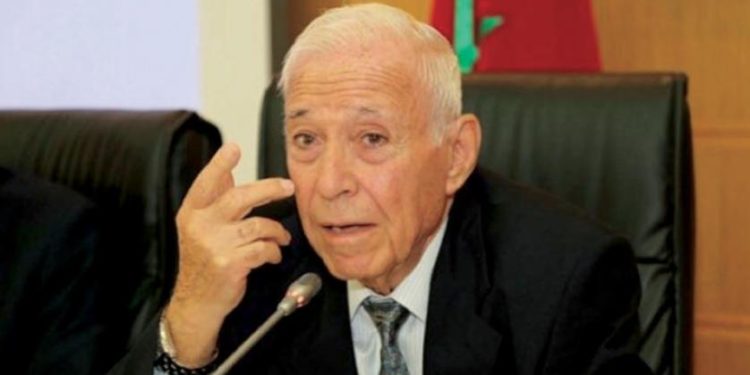 قراءة متمعنة في الفكر السياسي للطيب تيزيني (1 – 4) قراءة متمعنة في الفكر السياسي للطيب تيزيني (1 – 4)