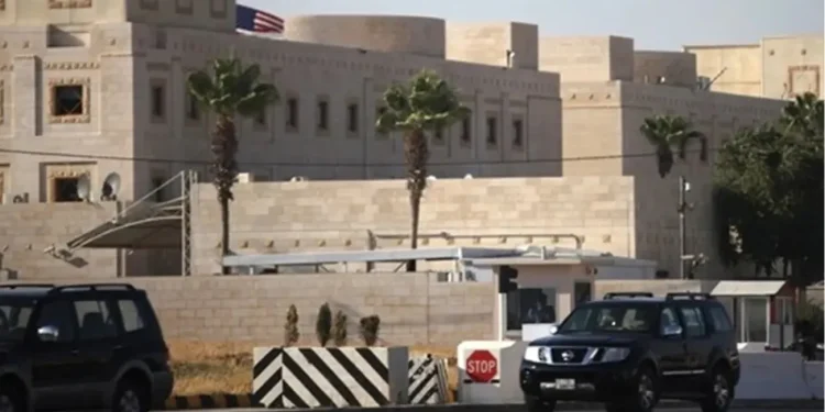 كتبوا..وقالوا : ( السفارة الأميركية في عمّان بين احتلالين )
