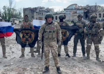 قوات فاغنر صورة بوتين ونظامه               