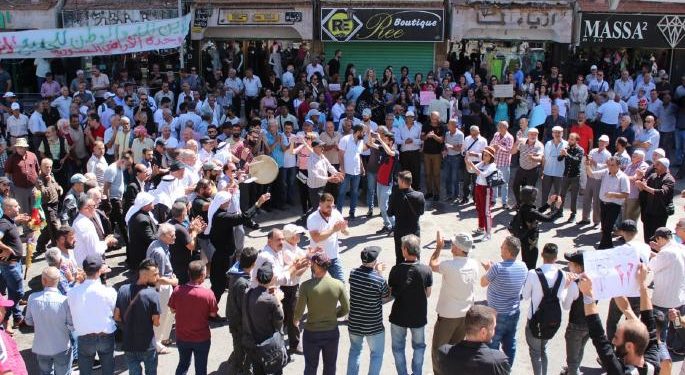 الثورة تستأنف أعمالها