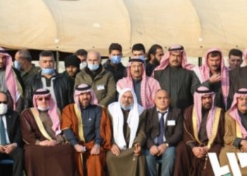 لماذا يرفض مثقفون سوريون “العشائرية” في سورية ويمجّدونها في الخليج العربي؟