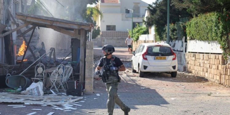 300قتيل و1590 جريح في عملية “طوفان الأقصى” وقصف إسرائيلي عنيف على غزة