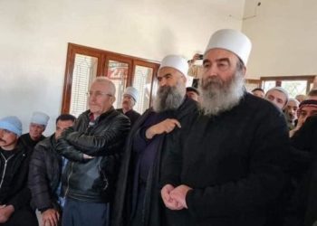 الهجري يحذر من سياسة “التغيير الديمغرافي” التي ينتهجها النظام السوري