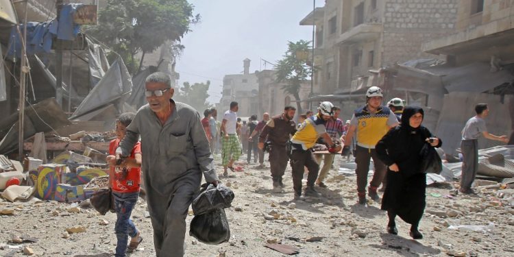 قلبٌ بإدلبَ والنيران ٌ تضطرمُ