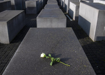 “الإبادة الجماعية”.. ماذا تعني وفق القانون الدولي؟