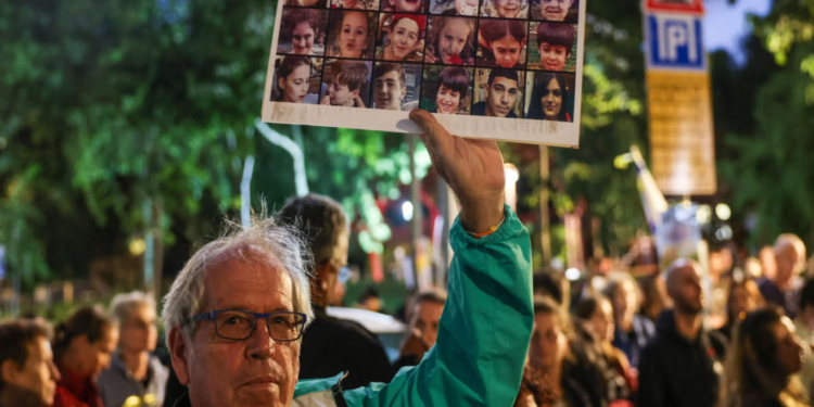 تشريح صفقة تبادل الأسرى والسبب في إقرارها وتعثرها