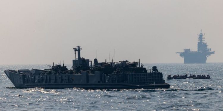 تصاعد التوتر في الشرق الأوسط قد يطيل الوجود الأمريكي بسورية