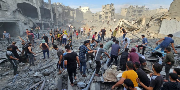 غزة .. وانتظار “اليد الإلهية”