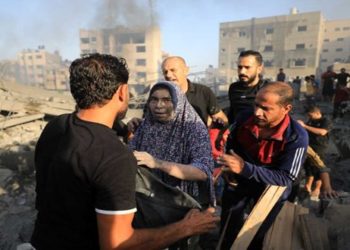 فلاسفة “اخلاقيات الحرب” الإسرائيليون: أدوات لتبرير حرب الإبادة وإنكار للواقع الحقيقي