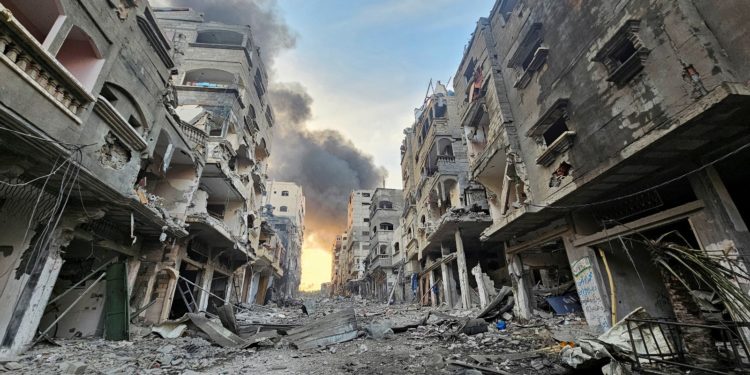 نموذجًا من الفكر السياسي الراقي