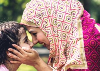 الله محبة والدين معاملة