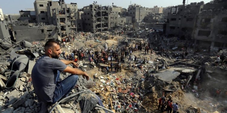 خطابات الحرب والمأساة الإنسانية