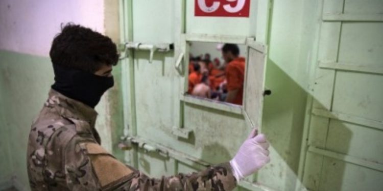 الاعتقال كإرث أسدي مشترك بين سلطات الأمر الواقع