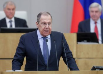 لافروف: الحوار مع الغرب مشروط بإقرار مصالح روسيا وقبول الواقع الميداني الجديد موسكو تطور صواريخها لمواجهة «حرب المسيّرات»