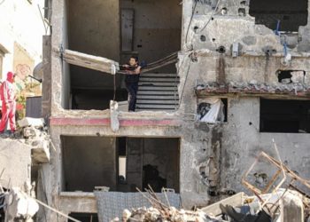 “لوم الذات” في انتقاد “طوفان الأقصى”