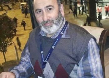 الزلزال الذي غيب الورد