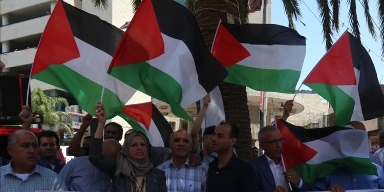 الموقف الفلسطيني ومواجهة مخططات التصفية