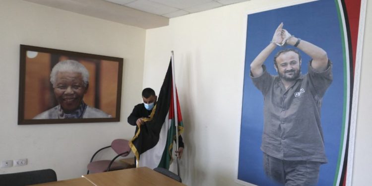 “الزعيم الفلسطيني الأكثر شعبية”.. من هو مروان البرغوثي؟