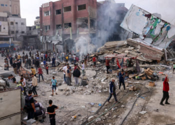 مشاهدُ العدوان في غزةَ محزنةٌ وصورها مؤلمةٌ