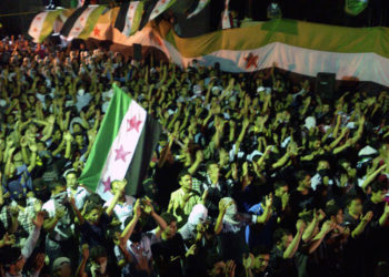 متى تكبر الأوطان  حتى تصغر المنافي؟!