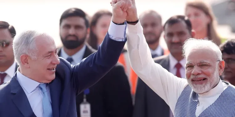 من السياسة إلى العمالة وصولا للمرتزقة.. لماذا تدعم الهند إسرائيل؟