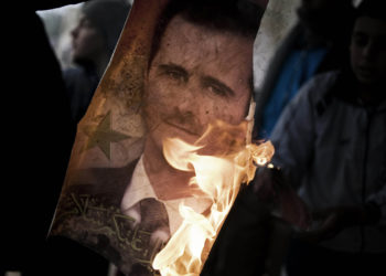   كم عبَّ من نزفِ البشرْ