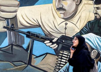 في رسائل السابقة الإيرانية