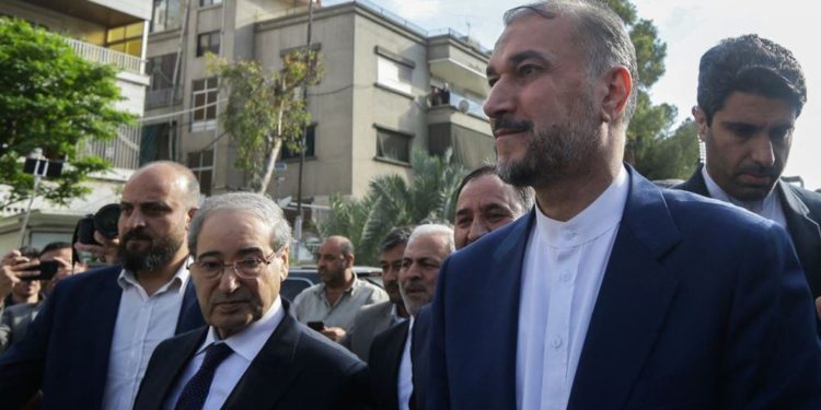 هل غادرت دمشق “محور المقاومة”؟