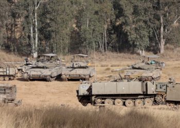 الحرب فى بر “رفح”