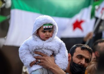 في تفنيد مركزية سورية ناشئة