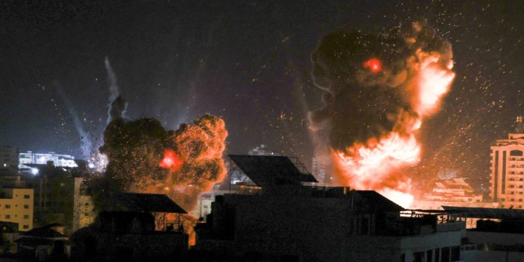 في خضمّ حرب غزّة… ثمّة فرصة لاستعادة سورية