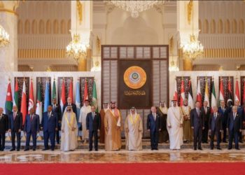  قمة البحرين.. هوامش سريعة  مفارقات مضحكة وعجائب مبكية!