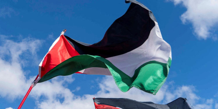 الاعتراف الدولي بالدولة الفلسطينية والانعتاق من الاحتلال