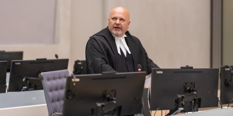 كريم خان دقّ ساعة محاسبة نتنياهو