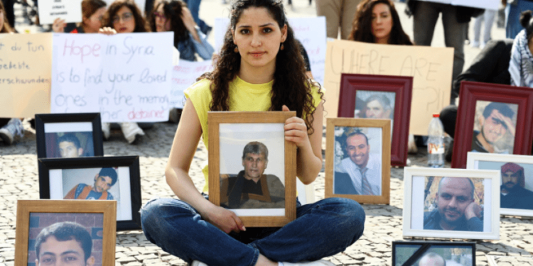 المعتقلون السوريون.. القضية المنسية