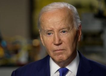 لوموند: بايدن المحاصر بدعمه لإسرائيل يحاول إيجاد مخرج من الحرب في غزة