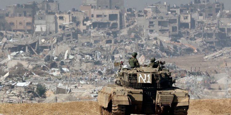 صور مروعة للدمار والتشريد والموت من رفح