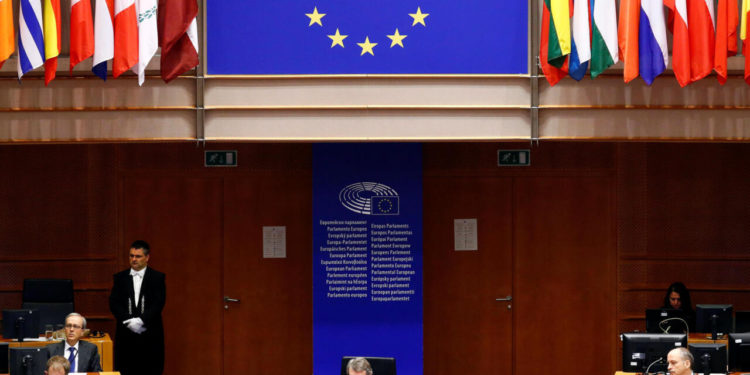 أوروبا تنتخب: هل يهيمن اليمين المتطرّف على البرلمان الأوروبي؟