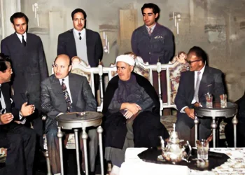   الوثنية السياسية