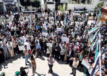 سوريون مرحلون قسريا من تركيا: العودة طوعية بالقوة