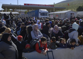 العنصرية: جرثومة خبيثة لا بد من اقتلاعها