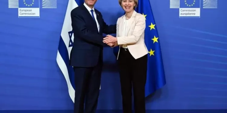 الموقف الأوروبي وانضمام اسبانيا لمحاكمة الاحتلال