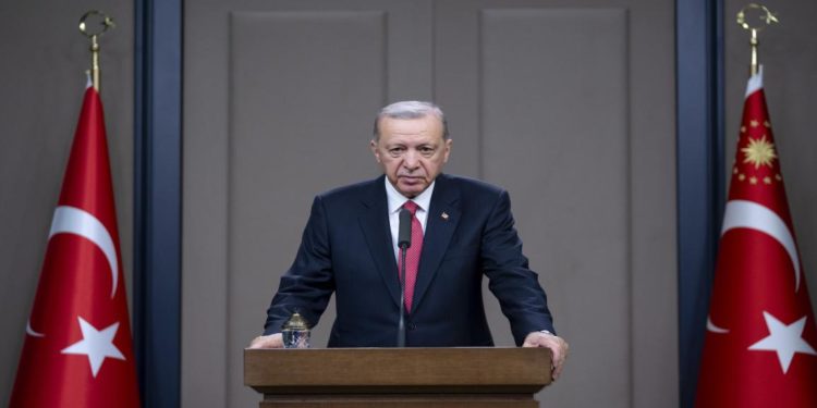 أردوغان يهدد إسرائيل… هل يفعلها؟