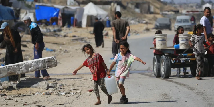 استمرار إغلاق المعابر يدفع بالأمور نحو الكارثة الإنسانية